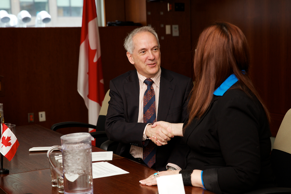 mou signing with cando